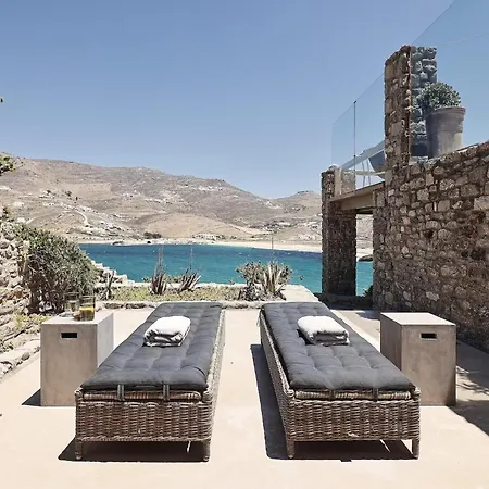 Villa Luxurious In Serene Atmosphere *