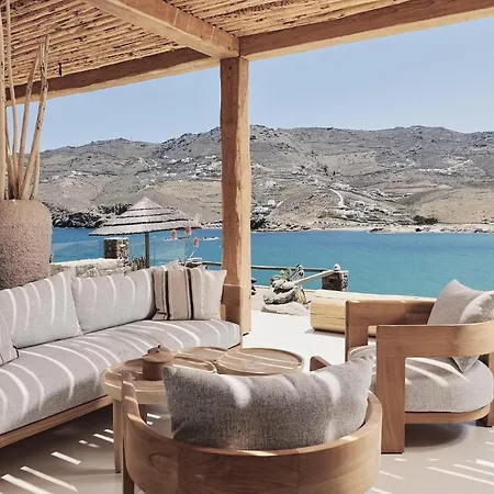 Luxurious In Serene Atmosphere Villa